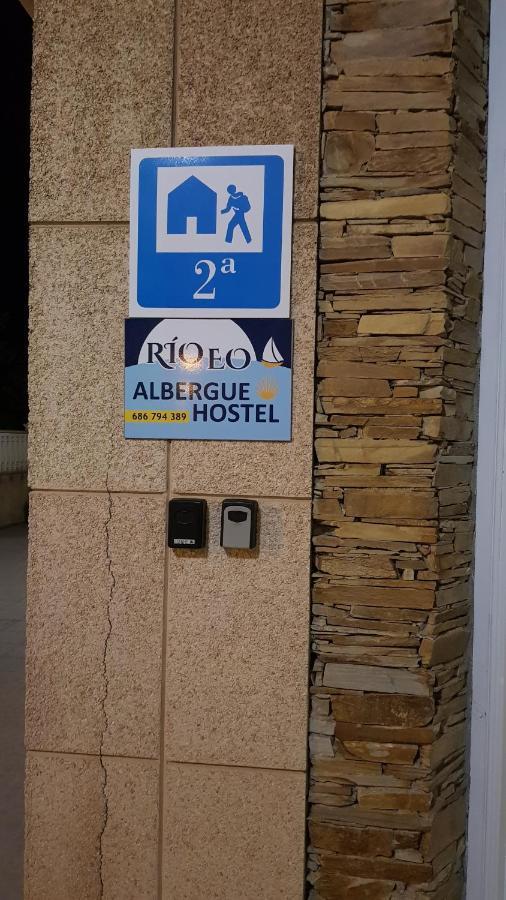 Hostel Rio Eo Albergue Ribadeo Eksteriør billede